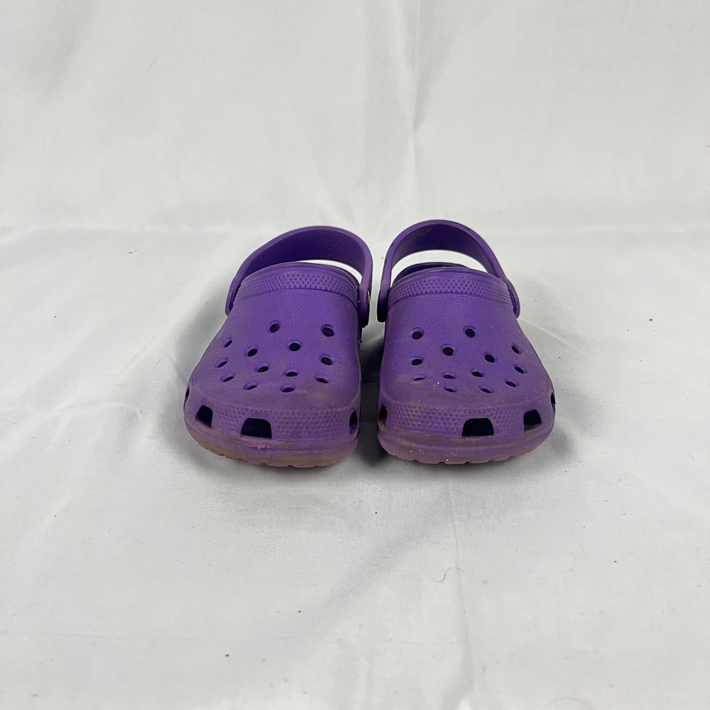 Crocs Classic Clog Kids Purple Size C 8-9 Toddler Water Shoes Rubber Slip On